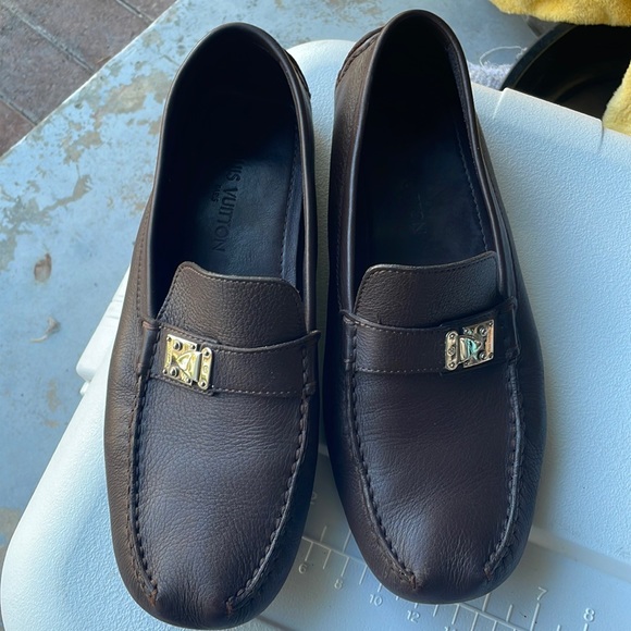 Louis Vuitton mocassin loafers size 11. Excellent condition - Picture 3 of 8
